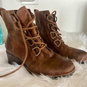 Sorel Brown Lace Up Boots with Rugged Sole and Ankle Height